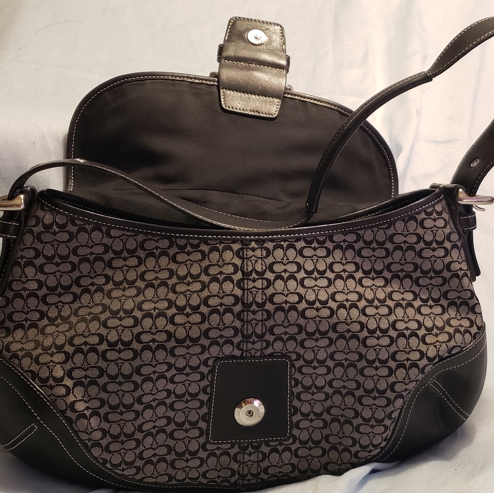 COACH Signature SOHO Hobo Bag in Black - Picture 3 of 6